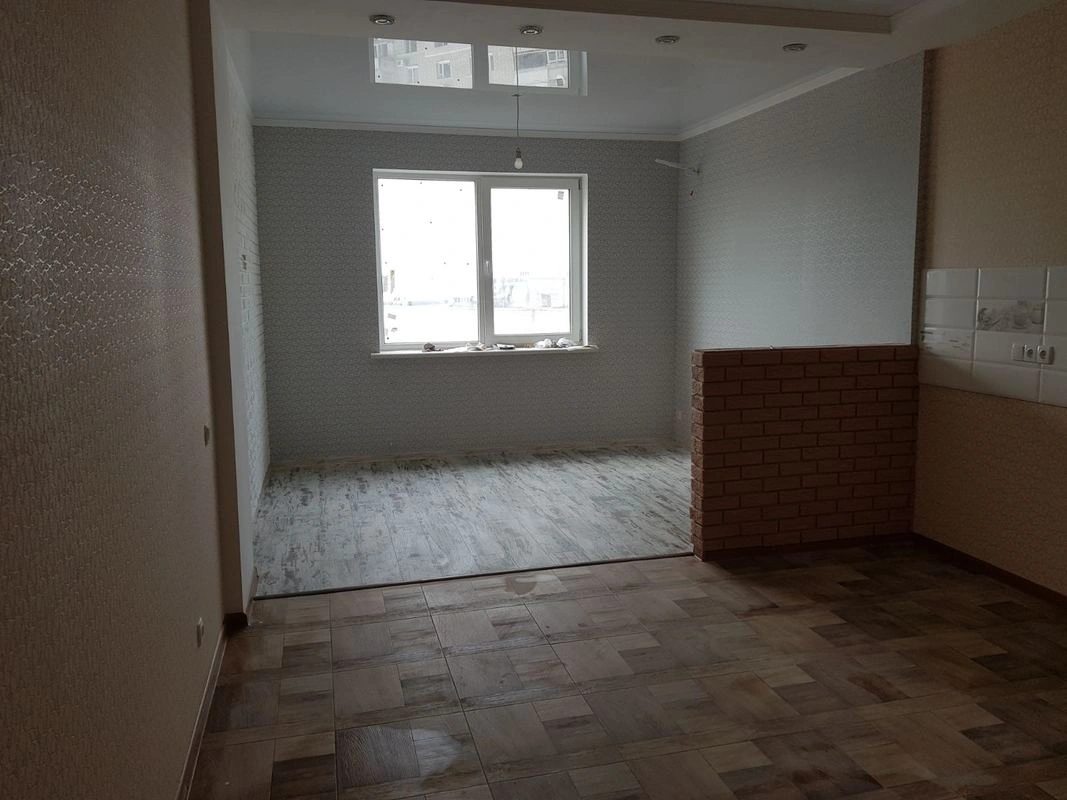 Продаж квартири. 1 room, 62 m², 10th floor/17 floors. 16, Малиновского ул., Одеса. 