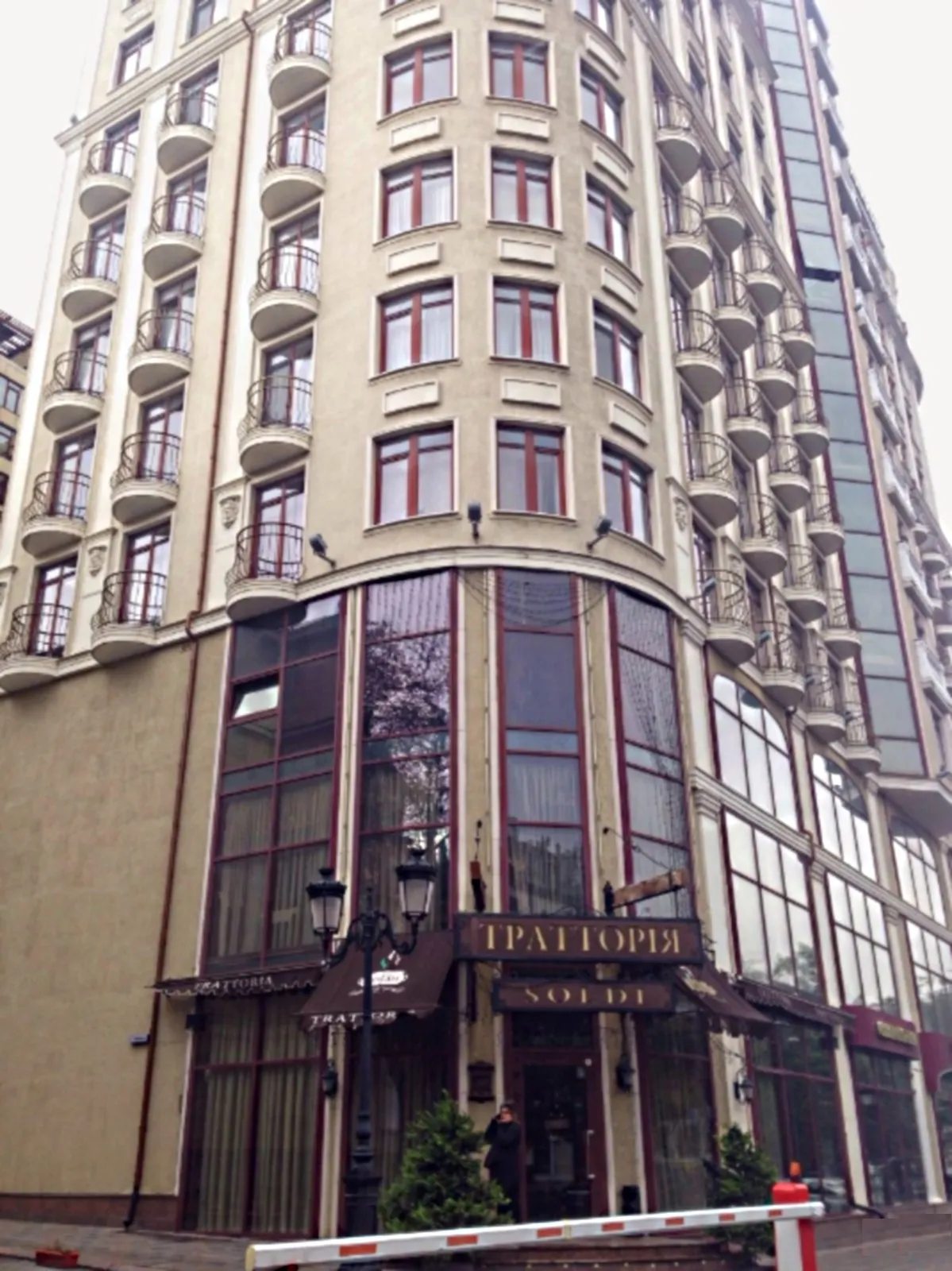Apartment for rent. 1 room, 52 m², 8th floor/14 floors. 1, Hrecheskaya ul., Odesa. 
