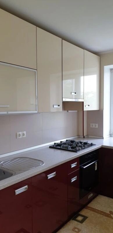 Apartments for sale 3 rooms, 80 m², 3rd fl./10 floors. 110, Levytana ul., Odesa. 