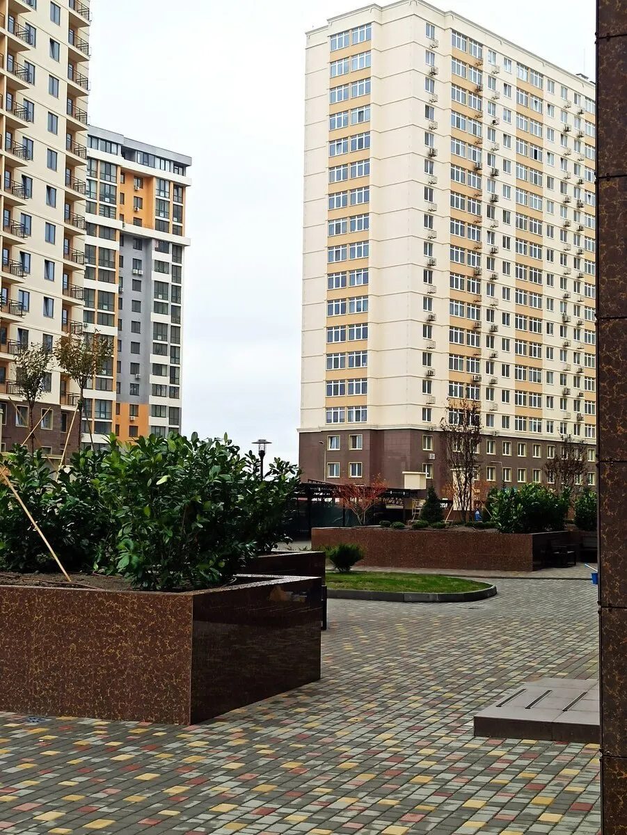 Apartments for sale. 1 room, 45 m², 6th floor/19 floors. 10, Zhemchuzhnaya ul., Odesa. 