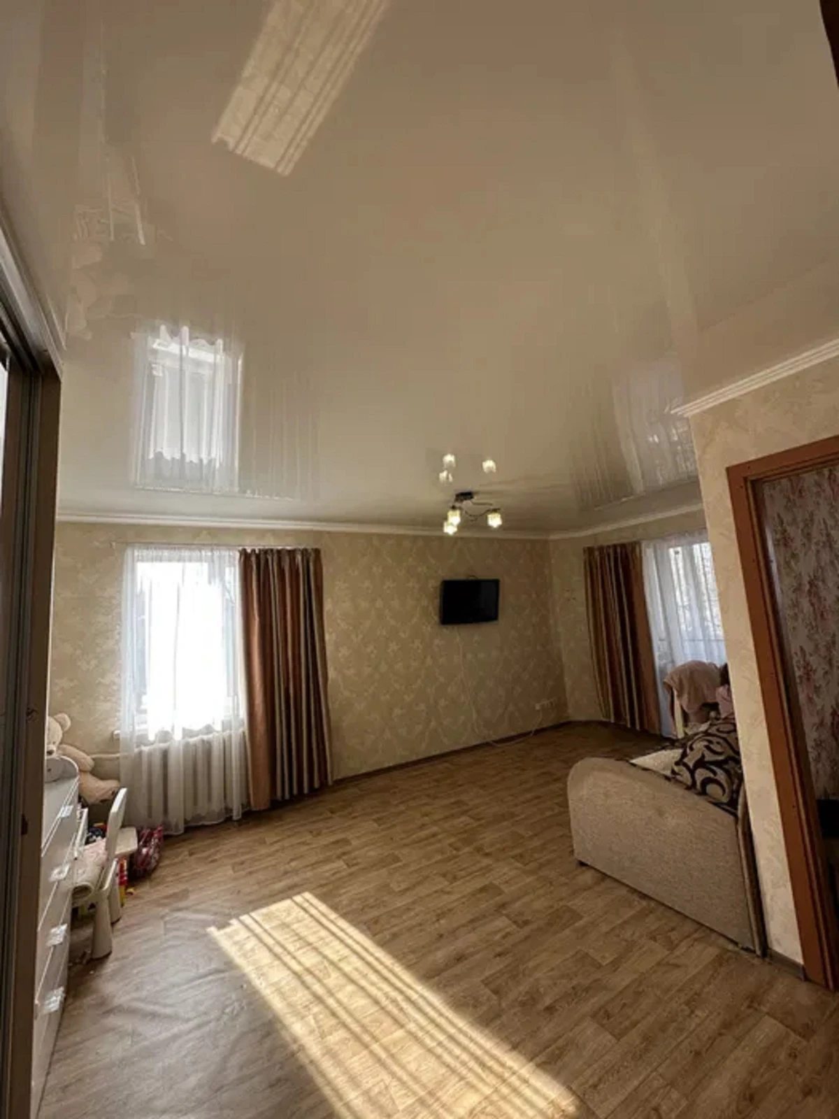 Apartments for sale. 1 room, 32 m², 5th floor/5 floors. 27, Henerala Petrova , Odesa. 