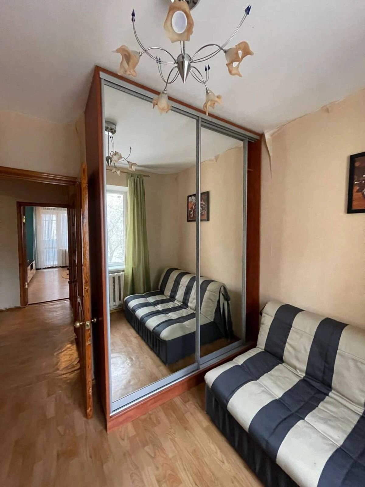 Продаж квартири. 3 rooms, 64 m², 3rd floor/9 floors. 10, Небесной Сотни проспект (Маршала Жукова), Одеса. 