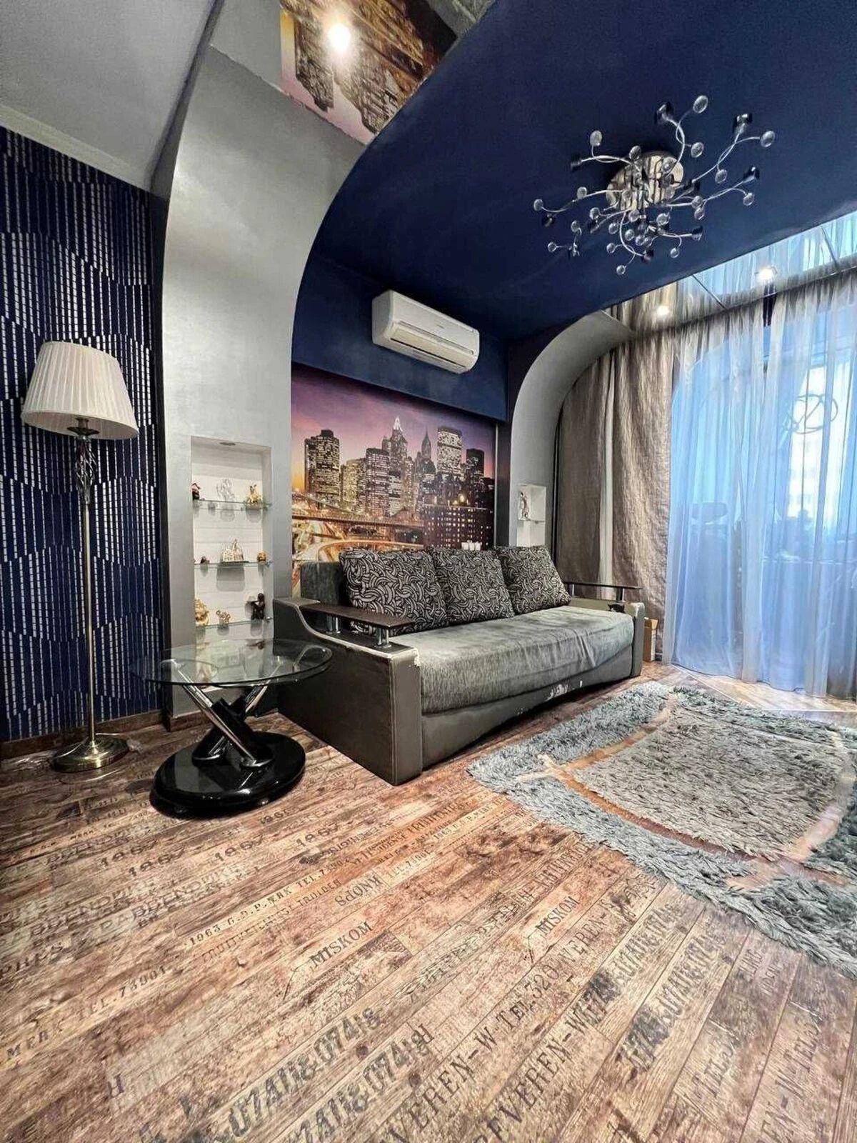 Продаж квартири. 4 rooms, 135 m², 4th floor/11 floors. 201, Костанди ул., Одеса. 