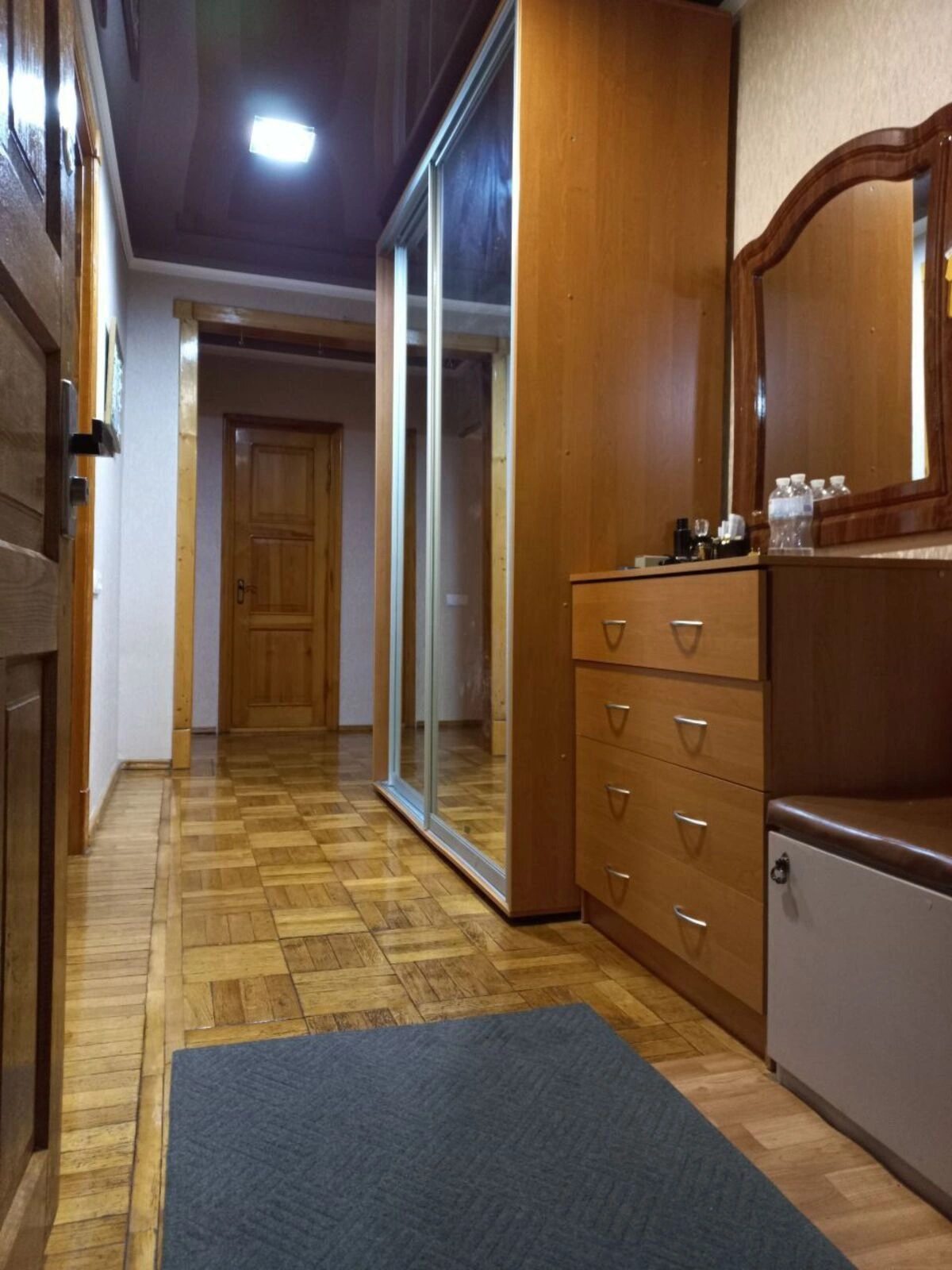 Apartments for sale. 2 rooms, 57 m², 6th floor/10 floors. 61, Breusa ul., Odesa. 