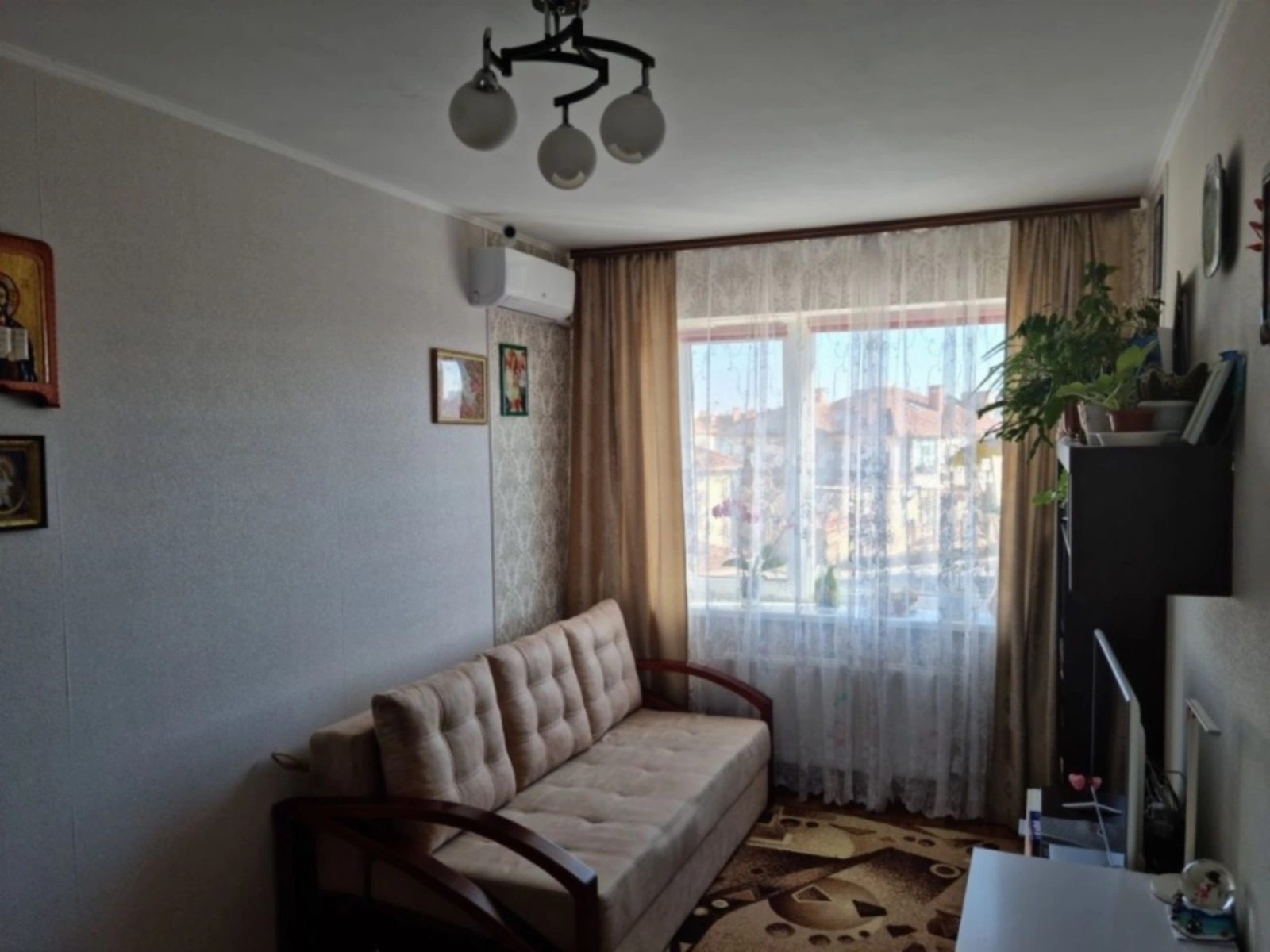 Apartments for sale. 1 room, 31 m², 3rd floor/3 floors. 163, Berehovaya ul., Odesa. 