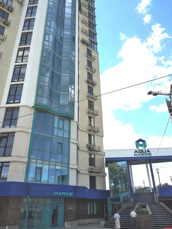 Apartments for sale. 1 room, 56 m², 7th floor/22 floors. 118, Fontanskaya Doroha , Odesa. 