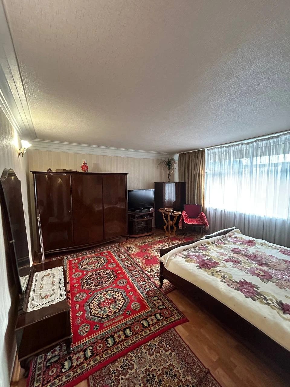 Rent part of the house. 2 rooms, 70 m², 2 floors. Brativ Havryshiv, Vyshneve. 
