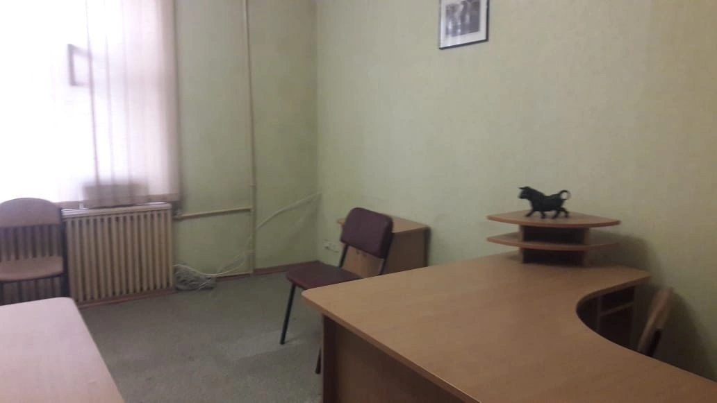 Office for rent. 2 rooms, 43 m², 1st floor/5 floors. 32, Blahovishchenska, Kharkiv. 