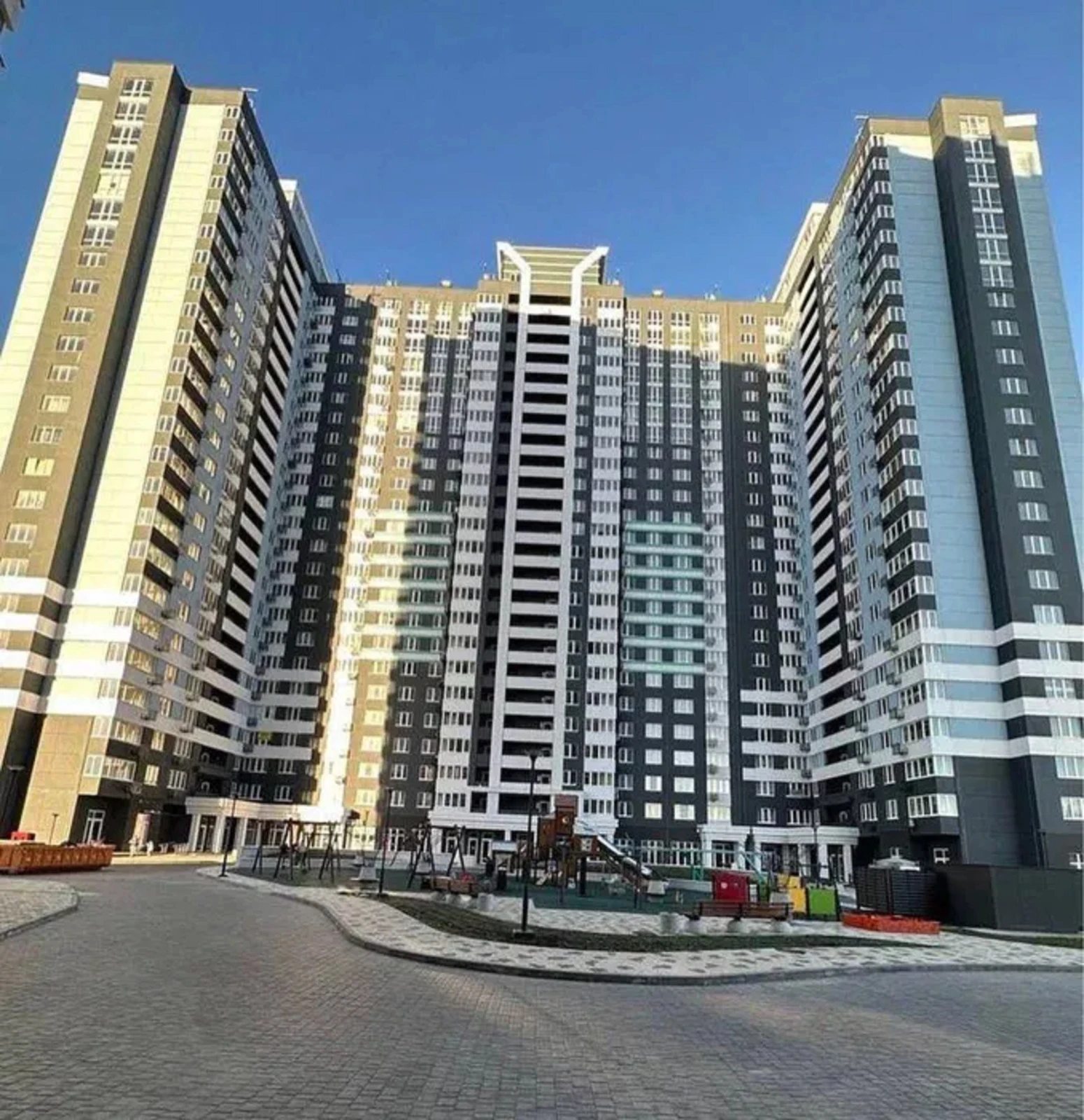 Apartments for sale. 1 room, 52 m², 16 floor/24 floors. 27, Varnenskaya ul., Odesa. 