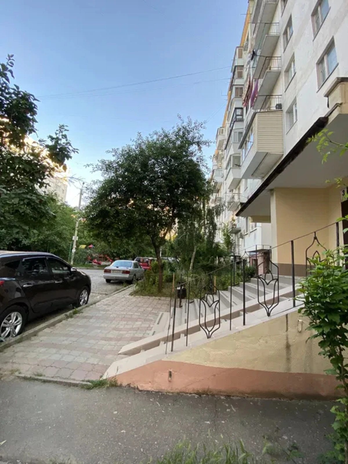 Продаж квартири. 3 rooms, 64 m², 9th floor/10 floors. 79, Королева Академика , Одеса. 
