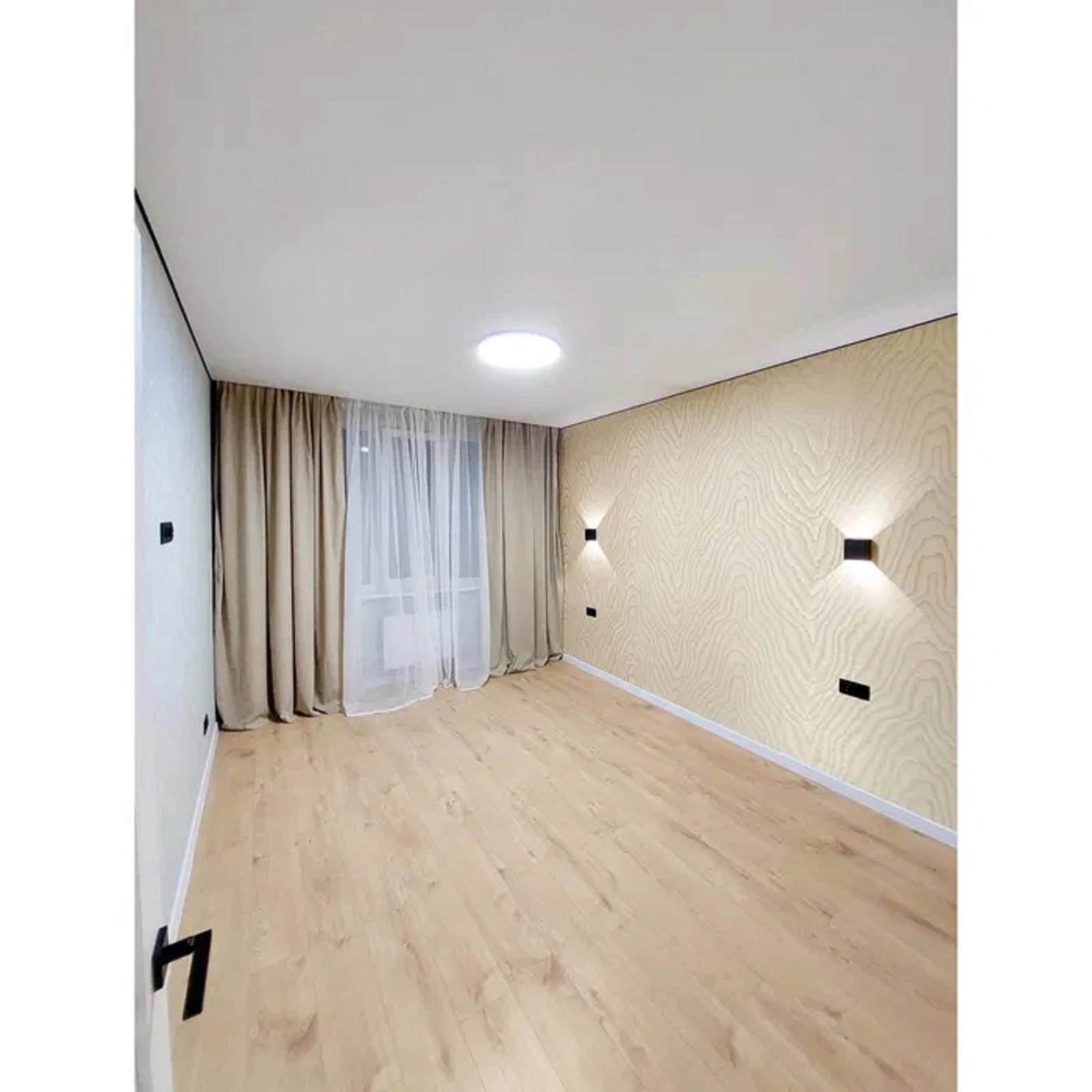 Apartments for sale. 1 room, 45 m², 2nd floor/24 floors. 27, Varnenskaya ul., Odesa. 