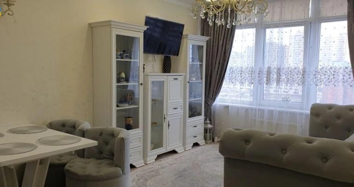 Продаж квартири. 1 room, 44 m², 9th floor/24 floors. 6, Бассейная , Одеса. 