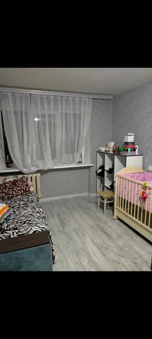 Apartments for sale. 2 rooms, 46 m², 3rd floor/5 floors. 6, Yvana y Yuryya Lyp ul. Haydara, Odesa. 