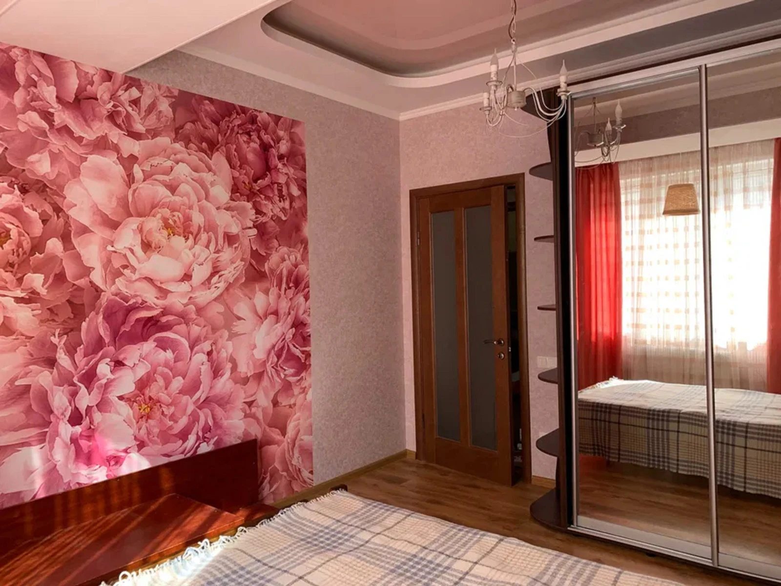 Продаж квартири. 2 rooms, 64 m², 2nd floor/5 floors. 101, Дача Ковалевского ул., Одеса. 