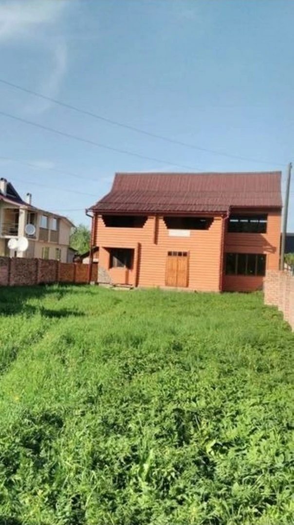 House for sale. 6 rooms, 300 m², 2 floors. Kosiv. 