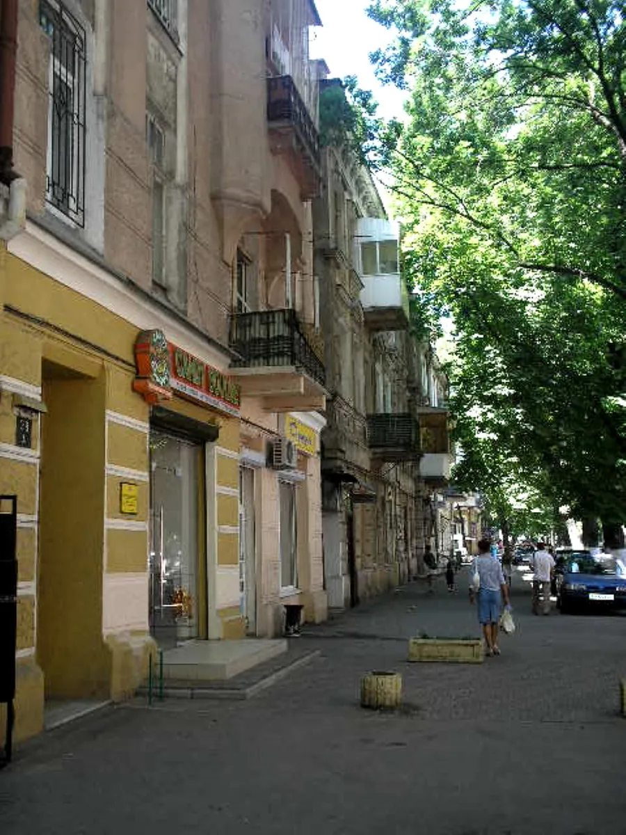 Office for sale 42 m², 1st fl./3 floors. 38, Koblevskaya , Odesa. 