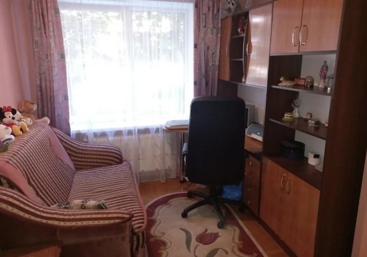 Продаж квартири. 3 rooms, 90 m², 1st floor/10 floors. Куліша П. б-р, Тернопіль. 