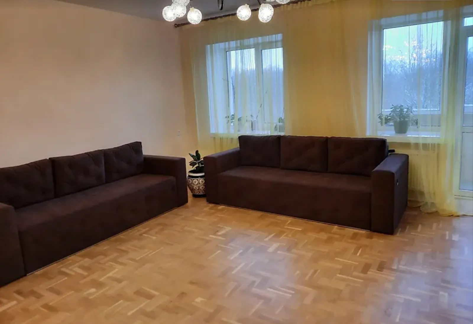 Продаж квартири. 4 rooms, 165 m², 5th floor/6 floors. Кутківці / Бригадна вул., Тернопіль. 