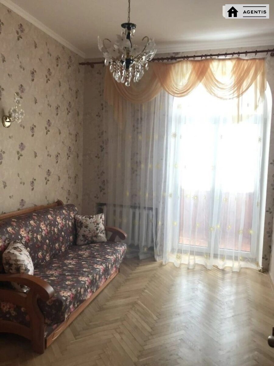 Apartment for rent. 4 rooms, 120 m², 4th floor/5 floors. 7, Akademika Bohomoltsya vul., Kyiv. 