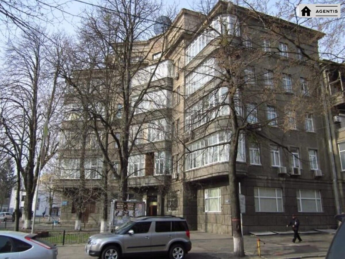Здам квартиру. 4 rooms, 120 m², 4th floor/5 floors. 7, Академіка Богомольця вул., Київ. 