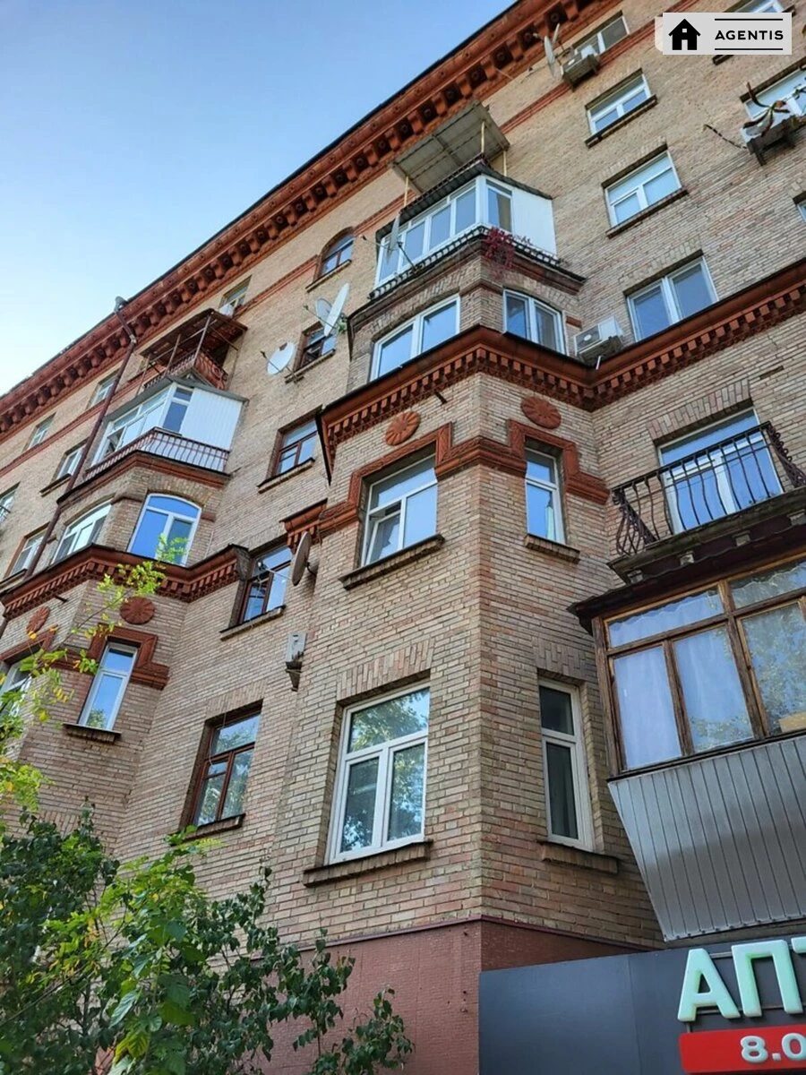 Сдам квартиру. 4 rooms, 91 m², 7th floor/7 floors. 12, Деревлянська вул. (Якіра), Киев. 