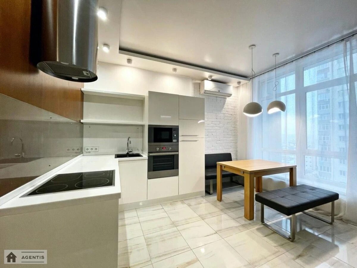 Apartment for rent. 2 rooms, 60 m², 10th floor/17 floors. 12, Andriya Verkhohlyada vul. Mykhayla Drahomirova, Kyiv. 