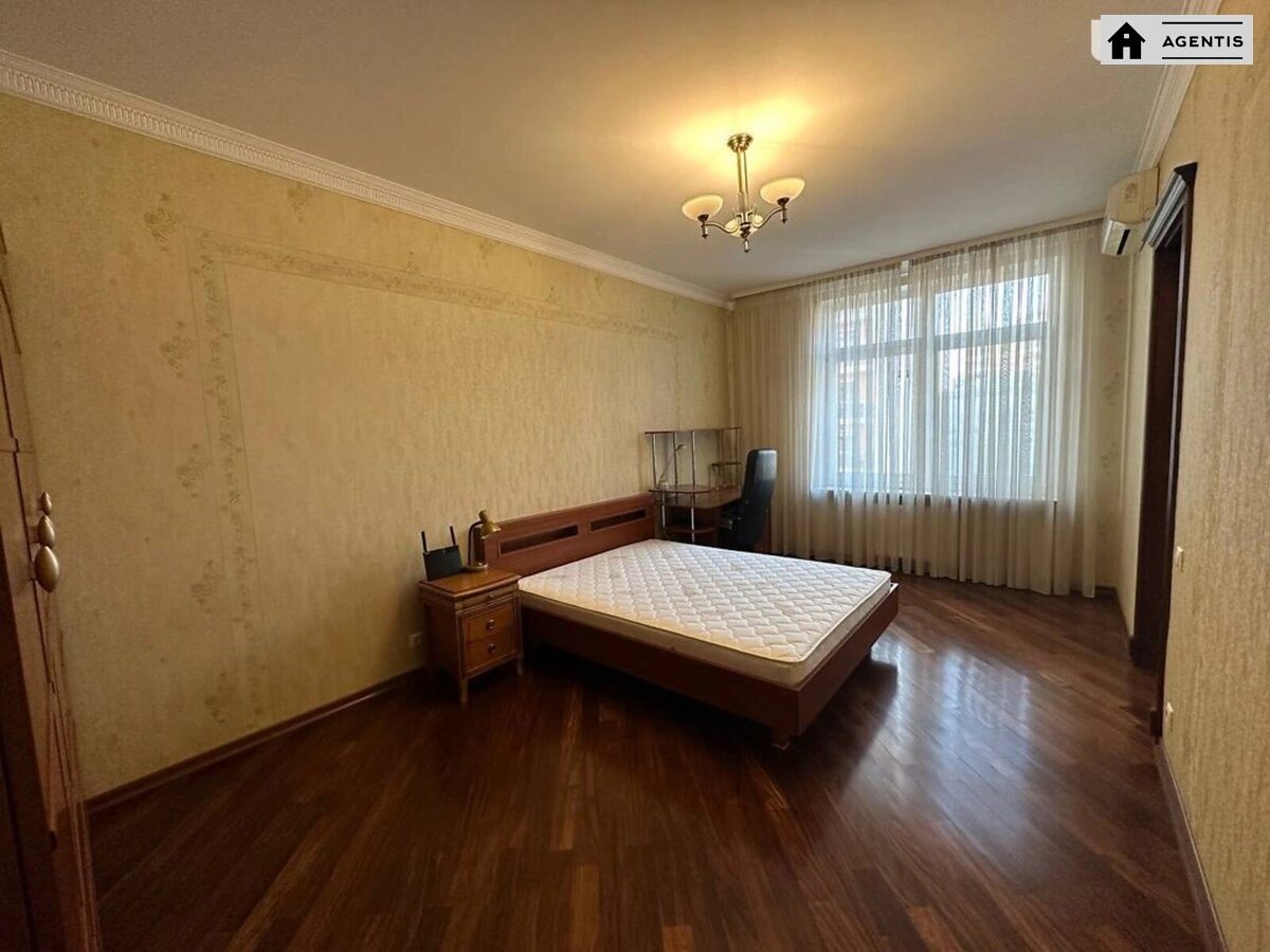 Сдам квартиру. 4 rooms, 187 m², 8th floor/14 floors. 3, Круглоуниверситетская 3, Киев. 