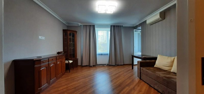 Здам квартиру. 2 rooms, 75 m², 7th floor/16 floors. 9, Лесі Українки 9, Київ. 