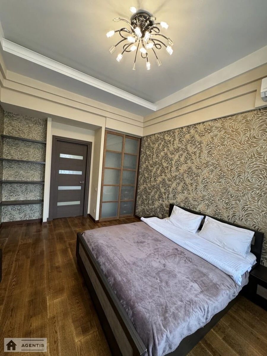 Apartment for rent. 4 rooms, 155 m², 5th floor/6 floors. 9, Antonovycha vul. Horkoho, Kyiv. 
