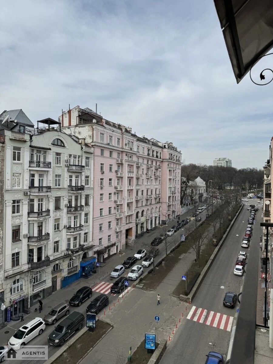 Apartment for rent. 4 rooms, 155 m², 5th floor/6 floors. 9, Antonovycha vul. Horkoho, Kyiv. 