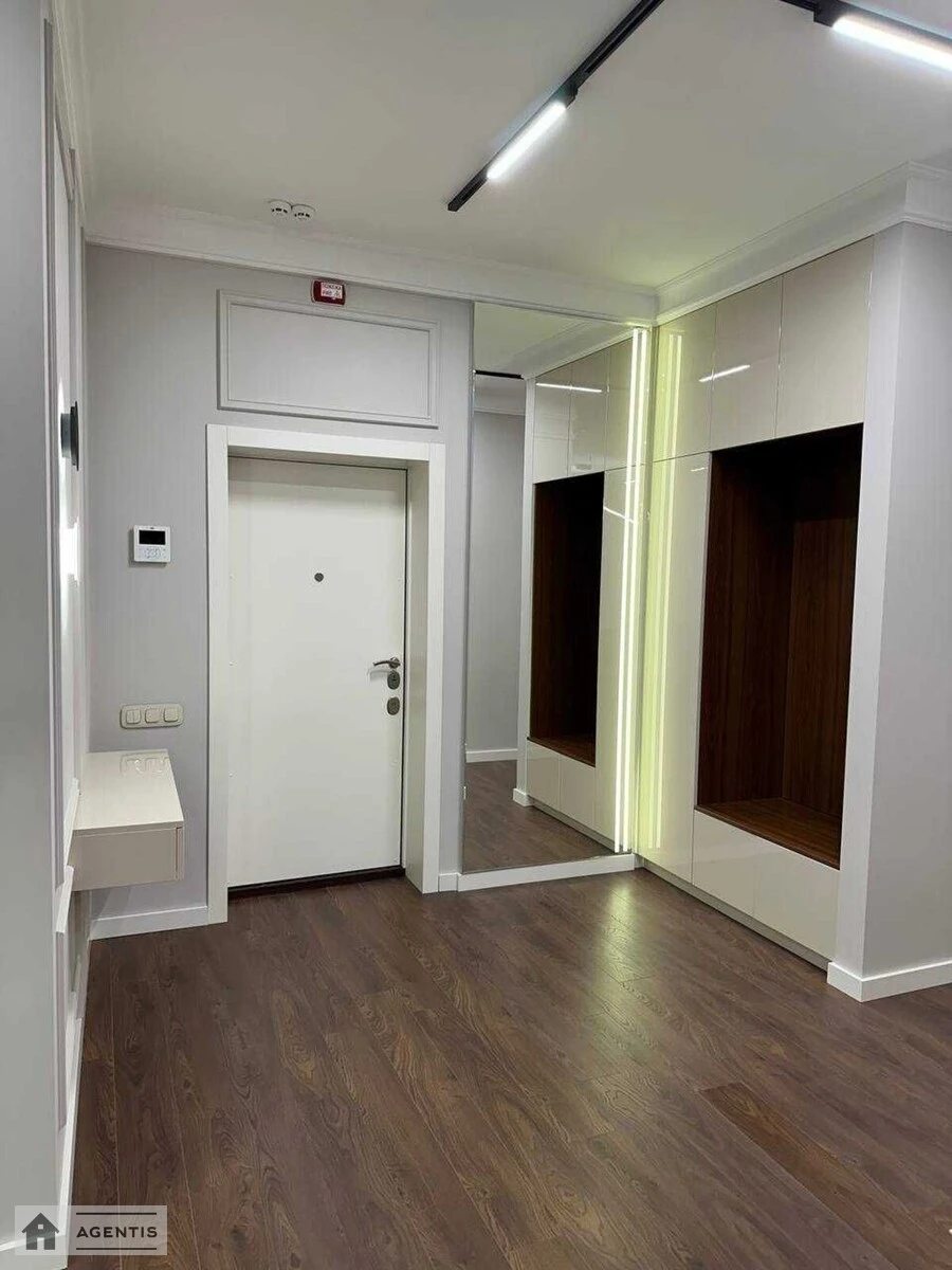 Apartment for rent. 4 rooms, 155 m², 16 floor/26 floors. Bolsunovska vul. Serhiya Strutynskoho, Kyiv. 
