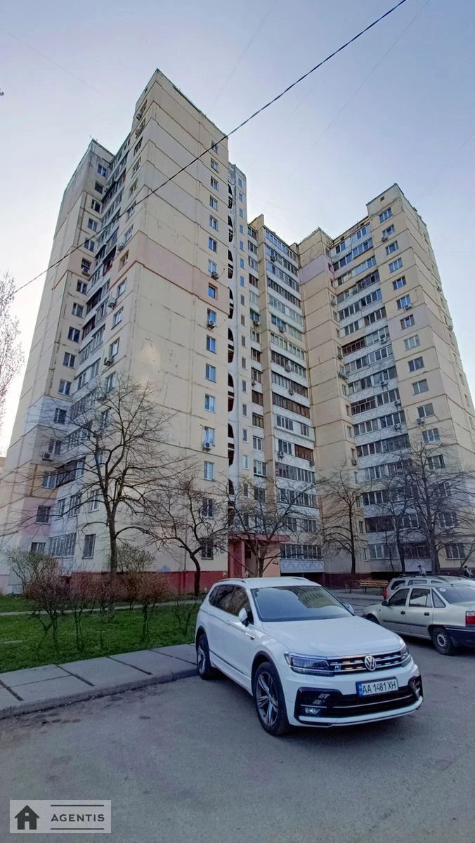 Здам квартиру. 2 rooms, 57 m², 13 floor/16 floors. 5, Йорданська вул. (Лайоша Гавро), Київ. 