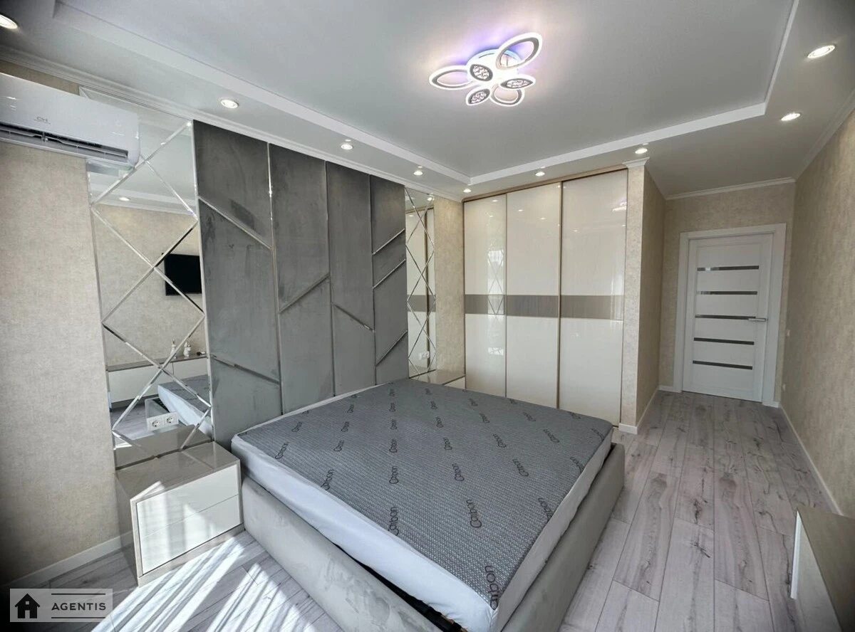 Apartment for rent. 2 rooms, 76 m², 4th floor/34 floors. 1, Akademika Zabolotnoho vul., Kyiv. 
