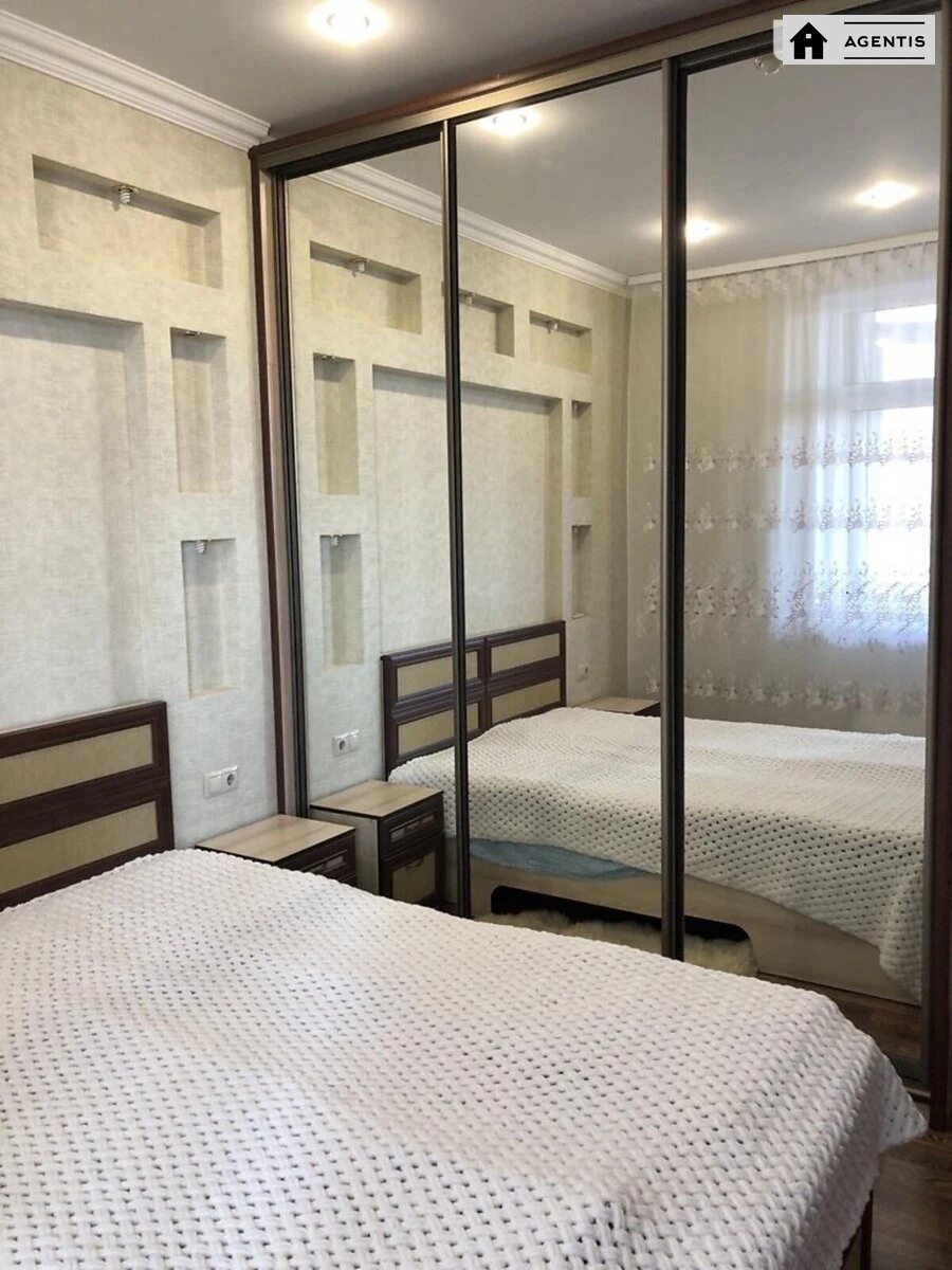 Apartment for rent. 3 rooms, 80 m², 6th floor/26 floors. 1, Mykilsko-Slobidska 1, Kyiv. 
