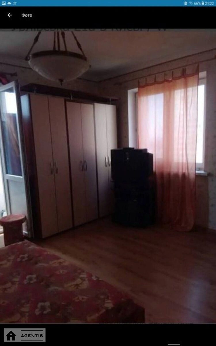 Apartment for rent. 2 rooms, 85 m², 11 floor/23 floors. Urlivska, Kyiv. 