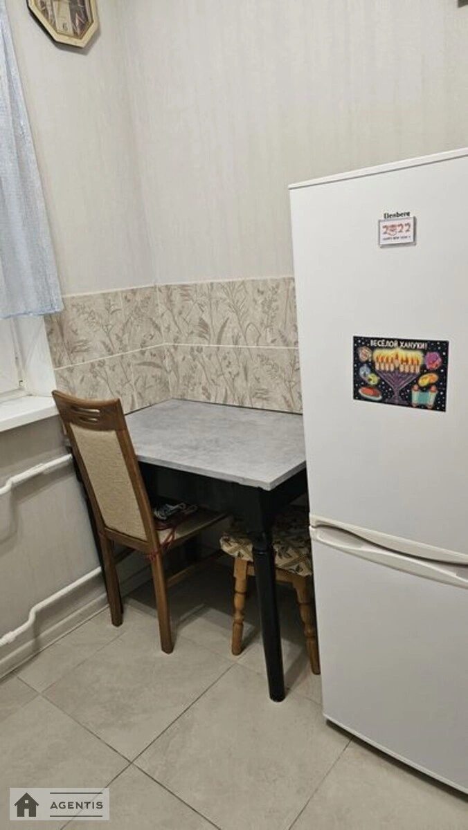 Сдам квартиру. 1 room, 31 m², 2nd floor/5 floors. Отрадный, Киев. 