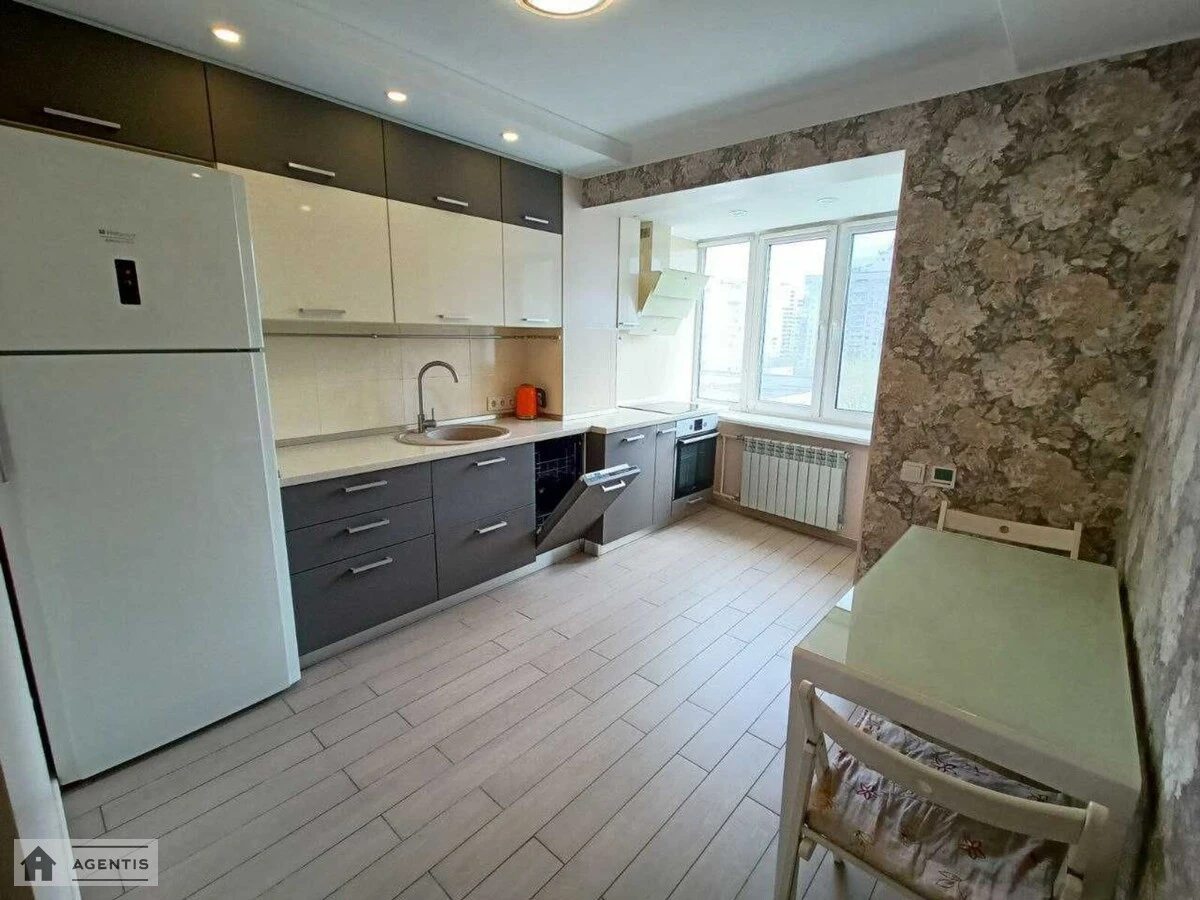 Apartment for rent. 1 room, 38 m², 7th floor/16 floors. 1, Levka Lukyanenka vul. Marshala Tymoshenka, Kyiv. 