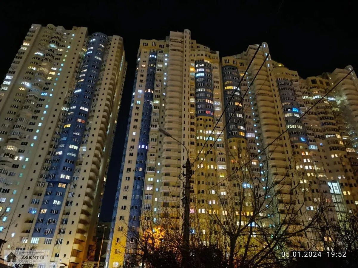 Apartment for rent. 2 rooms, 60 m², 36 floor/36 floors. 19, Kharkivske 19, Kyiv. 