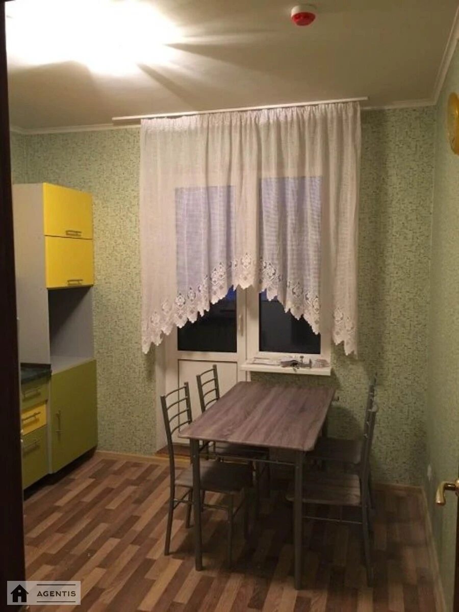 Сдам квартиру. 1 room, 43 m², 21 floor/25 floors. Єлизавети Чавдар вул., Киев. 