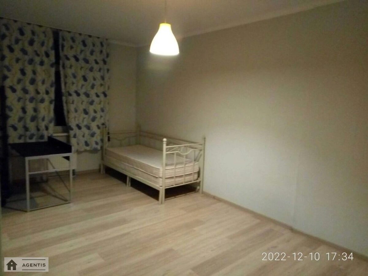 Apartment for rent. 1 room, 60 m², 3rd floor/20 floors. 22, Anny Akhmatovoyi vul., Kyiv. 
