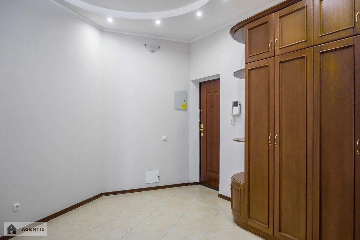 Apartment for rent. 4 rooms, 190 m², 24 floor/25 floors. 36, Yevhena Konovaltsya vul. Shchorsa, Kyiv. 