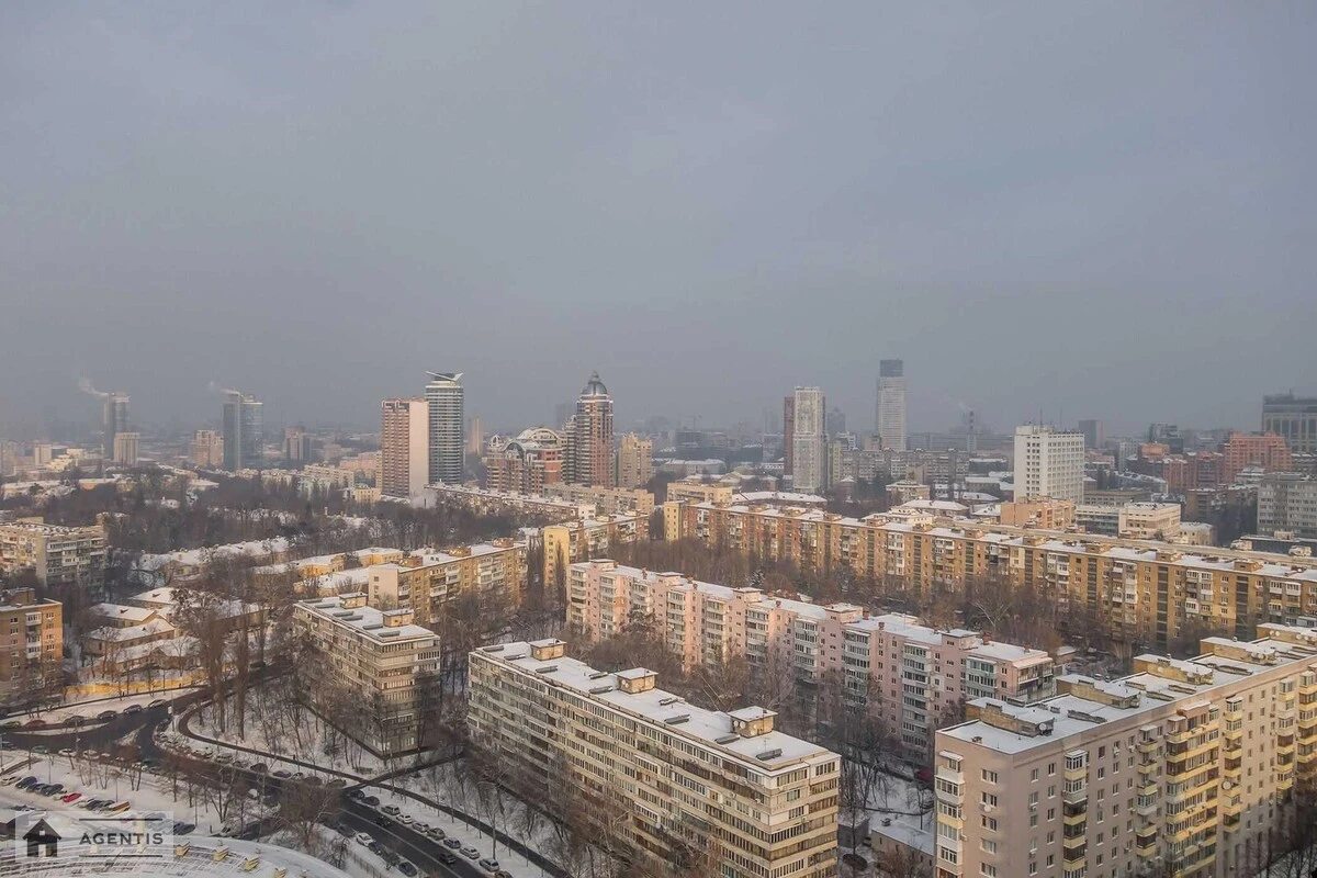 Сдам квартиру. 4 rooms, 190 m², 24 floor/25 floors. 36, Євгена Коновальця вул. (Щорса), Киев. 