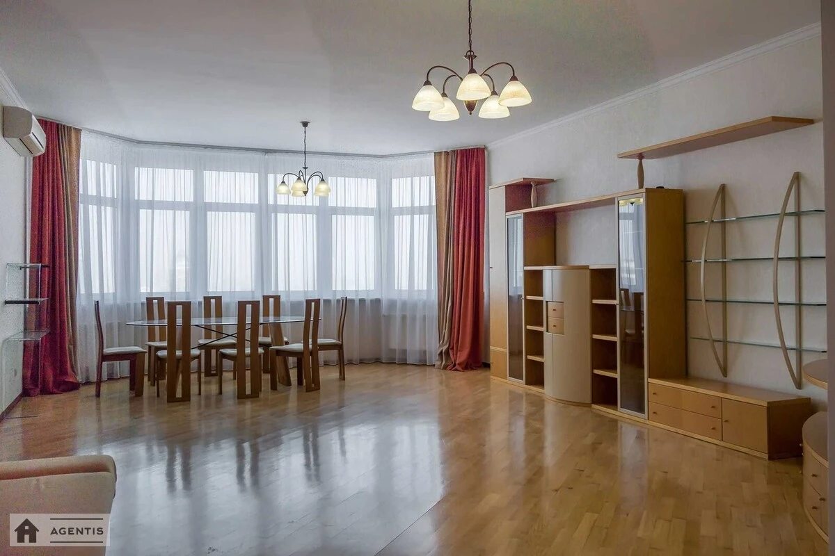Сдам квартиру. 4 rooms, 190 m², 24 floor/25 floors. 36, Євгена Коновальця вул. (Щорса), Киев. 