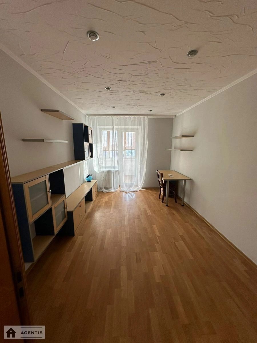 Apartment for rent. 4 rooms, 220 m², 12 floor/18 floors. 9, Valeriya Lobanovskoho prosp. Chervonozoryanyy, Kyiv. 