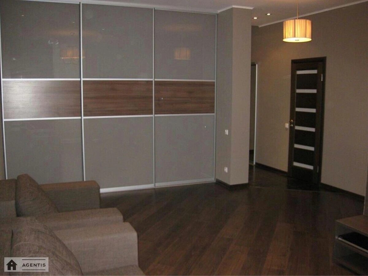 Apartment for rent. 1 room, 52 m², 4th floor/25 floors. 8, Volodymyra Ivasyuka prosp. Heroyiv Stalinhrada, Kyiv. 