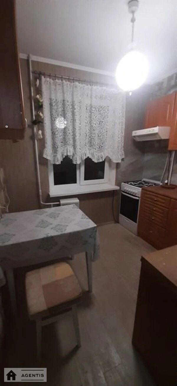 Apartment for rent. 2 rooms, 49 m², 3rd floor/9 floors. 20, Lisoviy 20, Kyiv. 