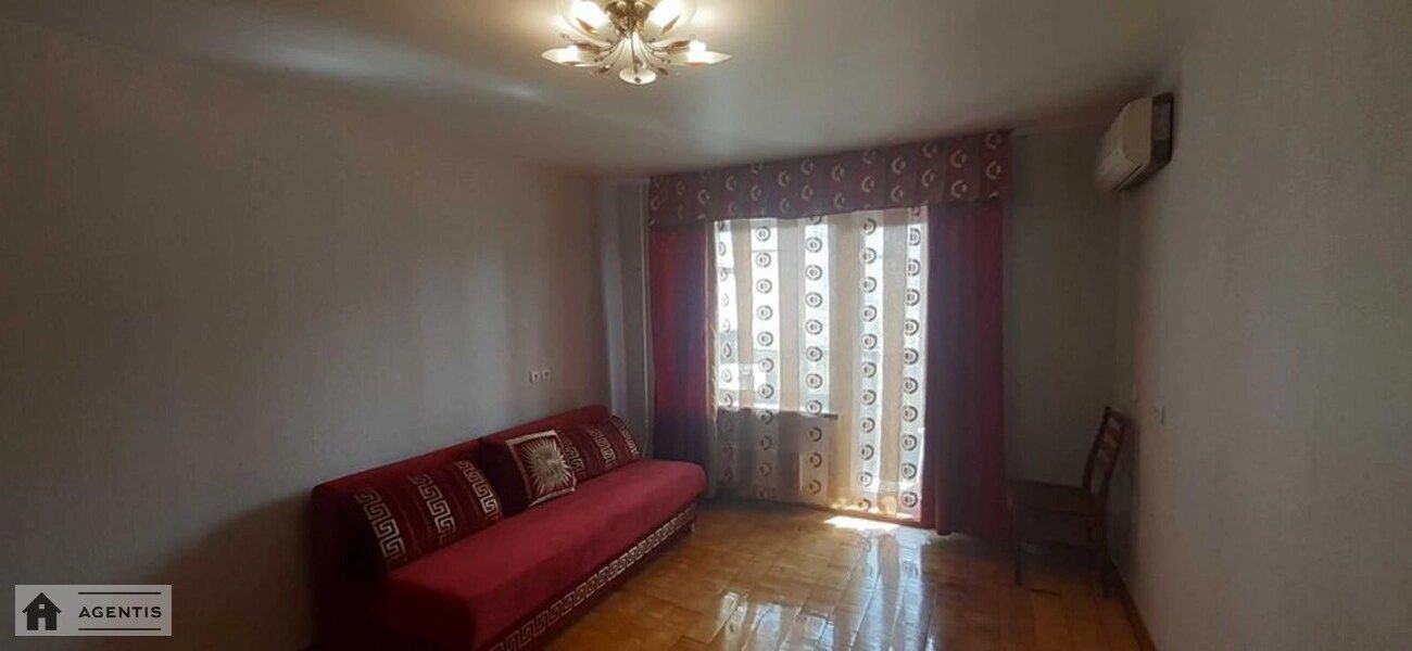 Apartment for rent. 2 rooms, 45 m², 2nd floor/16 floors. 16, Sribnokilska 16, Kyiv. 