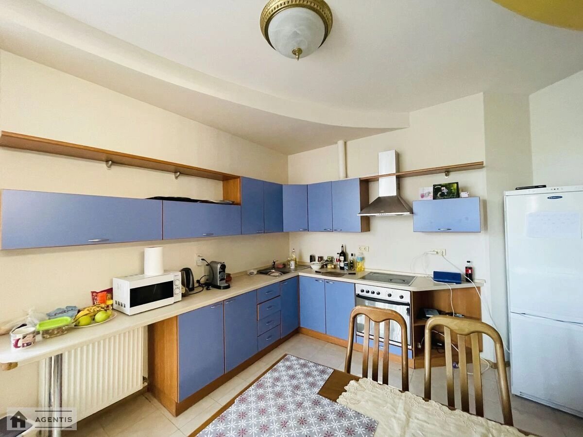 Apartment for rent. 3 rooms, 130 m², 8th floor/16 floors. 7, Lesi Ukrayinky 7, Kyiv. 