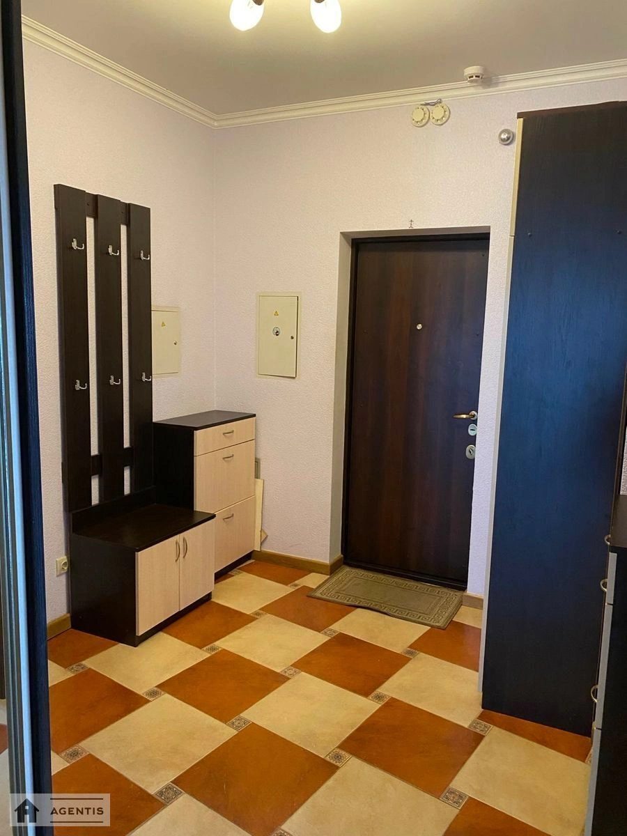 Apartment for rent. 3 rooms, 107 m², 19 floor/25 floors. 6, Valeriya Lobanovskoho prosp. Chervonozoryanyy, Kyiv. 