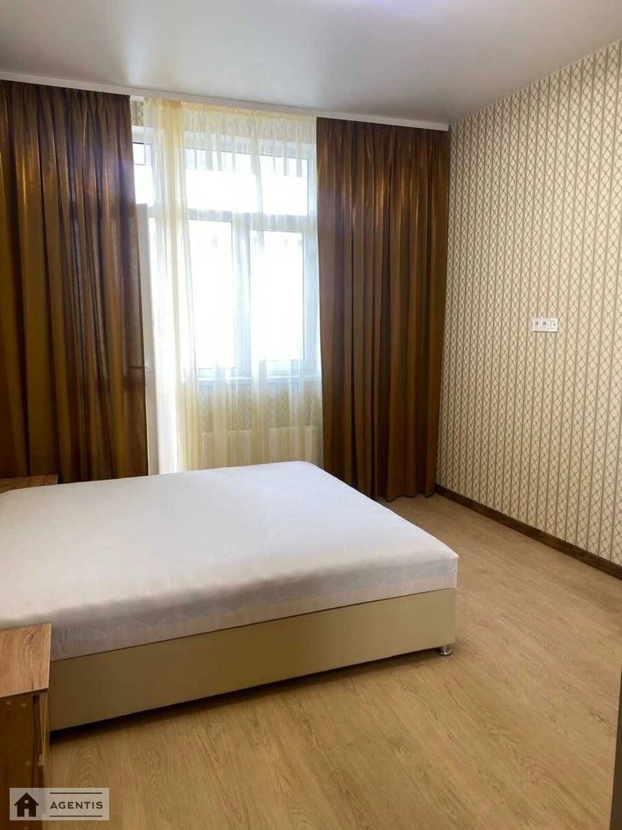 Apartment for rent. 1 room, 55 m², 10th floor/12 floors. 4, Krakivska 4, Kyiv. 